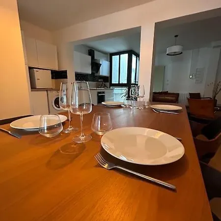 Grand Cru * Magnifique Duplex Au Coeur D'epernay *