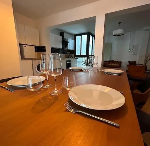 Grand Cru * Magnifique Duplex Au Coeur D'epernay *